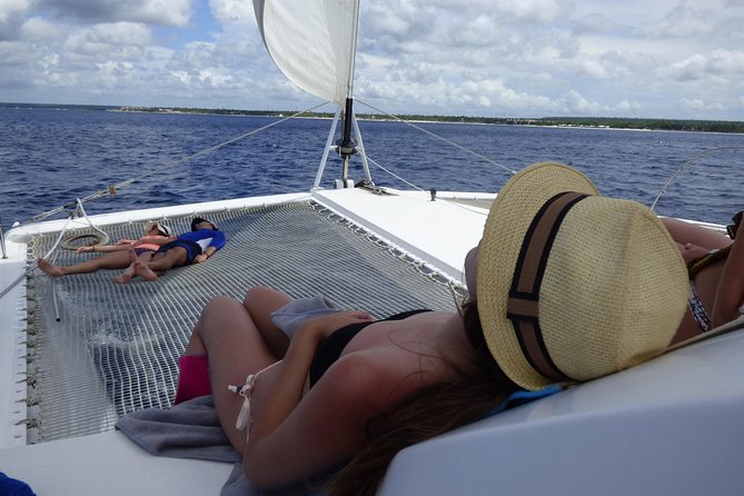 Private Luxury Catamaran - Saona or Catalina island - What the $1,990 price really buys