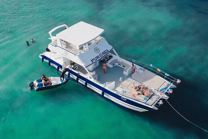 Private Luxury Charter Punta Cana Bavaro - Bavaria Beach to the first reef stop
