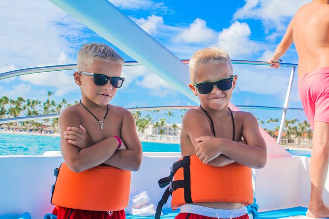Private Luxury Party Boat with Slide - Timing, weather, and the three-hour promise