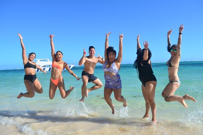 Private Party boat, snorkeling, sand bar, music, drinks - Snorkeling among tropical fish