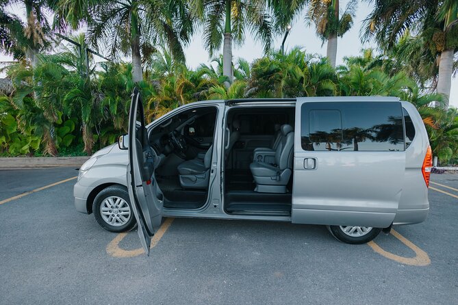Private Punta Cana Airport Transfers from/to the Hotel 1 ó 2 way - Should you book ABI Tours RD?