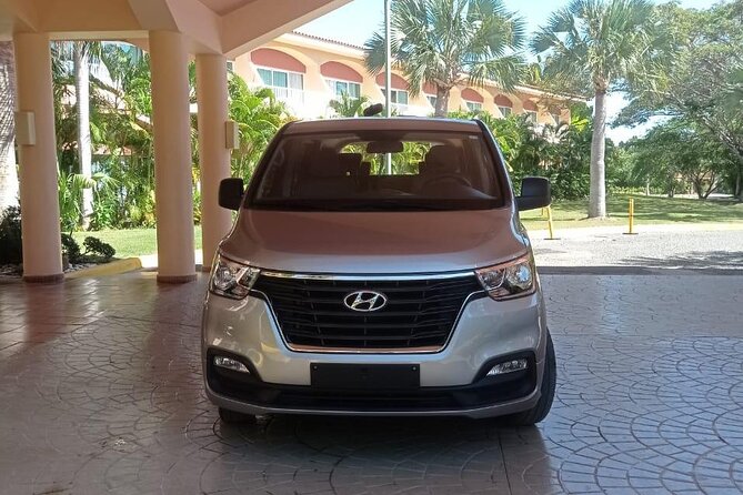 Private Roundtrip Transfer from Punta Cana Airport to Hotels - What the Punta Cana pickup is really like