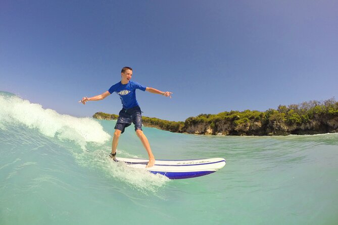 Private Surf Lesson Punta Cana – 1-on-1 Coaching for All Levels - Families, teenagers, and mixed-ability groups