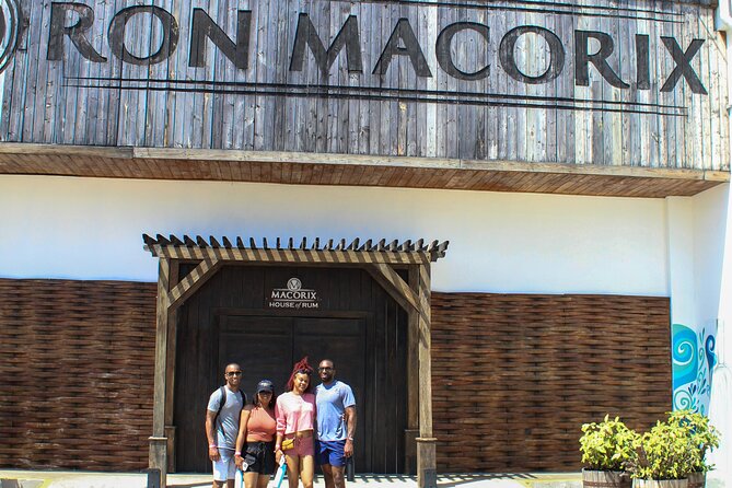 Private Tour in Puerto Plata and La Playa - Fortaleza San Felipe beside the sea