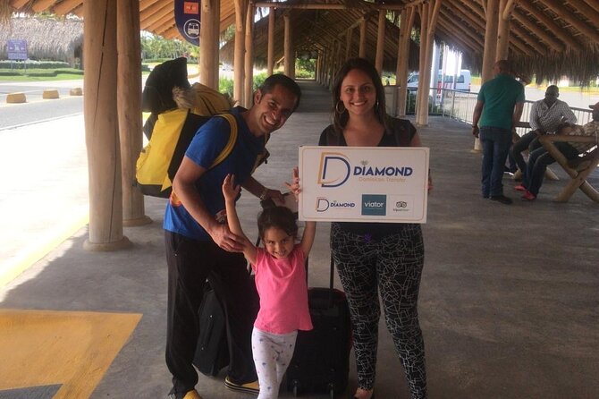 Private Transfer between STI Airport Santiago to Puerto Plata - A private transfer for families and small groups