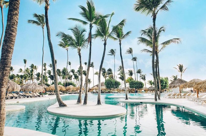 Private Transfer from Punta Cana Airport or Iberostar Punta Cana - Who will get the most from this transfer