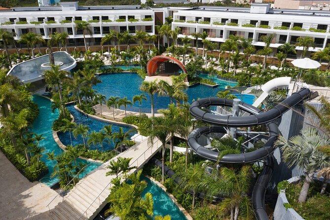 Private Transfer from Punta Cana Airport to Dreams Onyx - How the Name-Sign Pickup Works