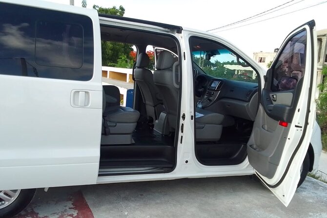 Private transfer from Santo Domingo to Punta Cana & Viceversa (one way) - Price and value for different group sizes