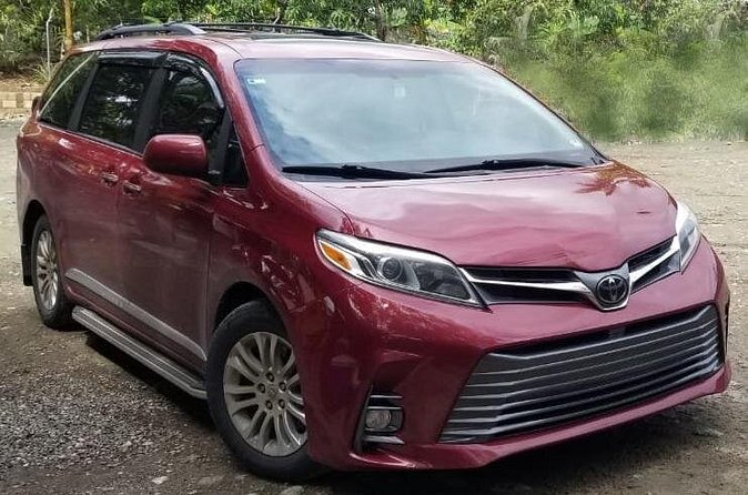 private transfer Puerto Plata Airport to Sosua - Meeting the driver with your name on a sign