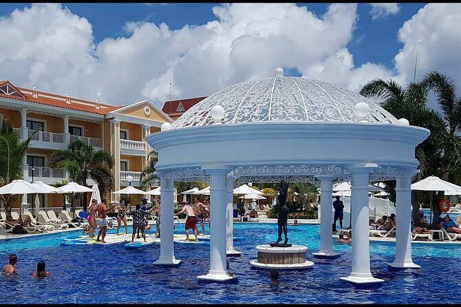 Private Transfer Punta Cana Airport to/from Bahia Principe Aquamarine - Why the $40 group rate can work well