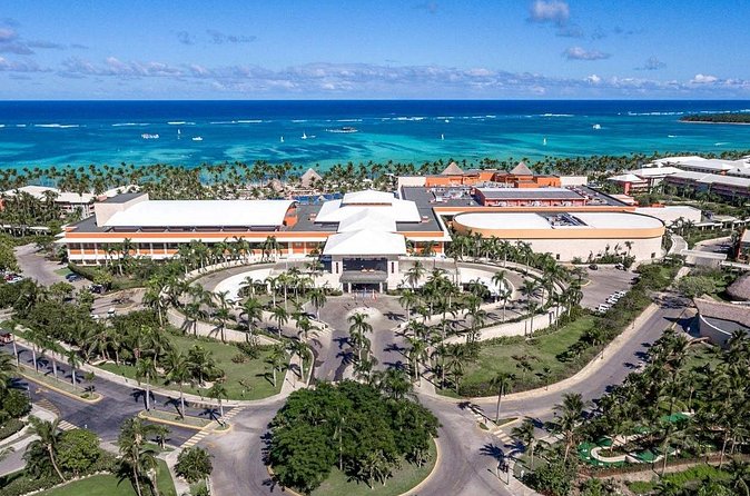 Private Transfer Punta Cana Airport to/from Barcelo Bavaro Palace - Who Will Get the Most From This Transfer