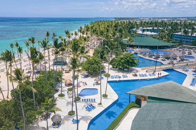 Private Transfer Punta Cana Airport to/from Grand Sirenis Punta Cana - Why a private vehicle can be worth $65