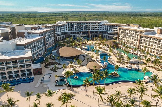 Private Transfer Punta Cana Airport to/from Hyatt Ziva - Private service, with limits worth knowing