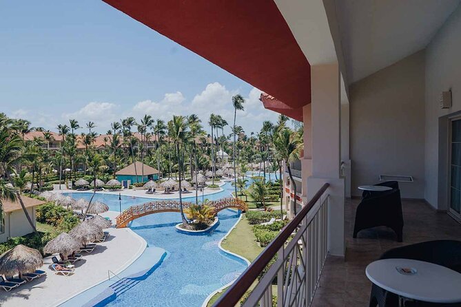 Private Transfer Punta Cana Airport to/from Majestic Colonial - What the airport arrival actually looks like