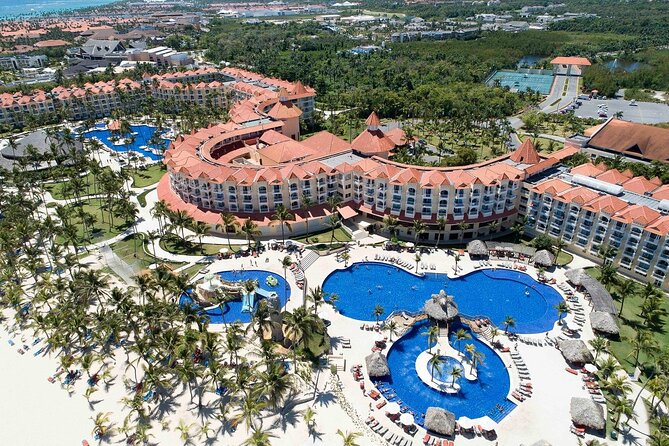 Private Transfer Punta Cana Airport to/from Occidental Caribe - From PUJ to Occidental Caribe in about 30 minutes