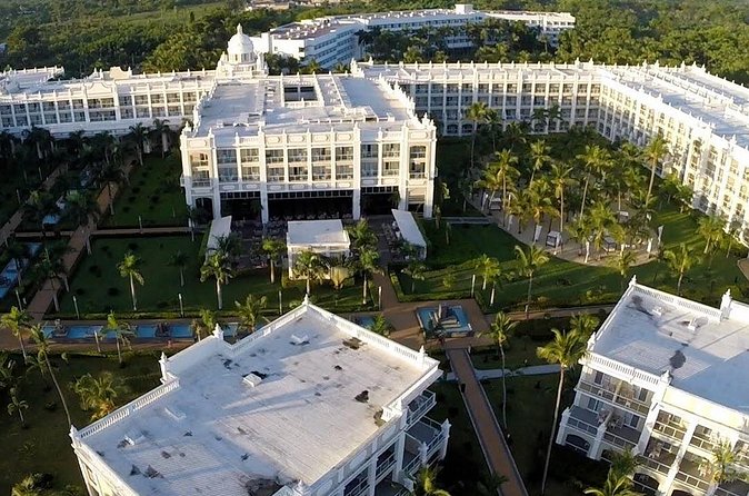 Private Transfer Punta Cana Airport to/from Riu Palace Bavaro - Vehicle comfort and driver quality