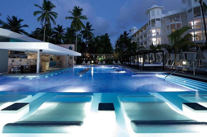 Private Transfer Punta Cana Airport to/from Riu Palace Macao - The real value of the $40 group price