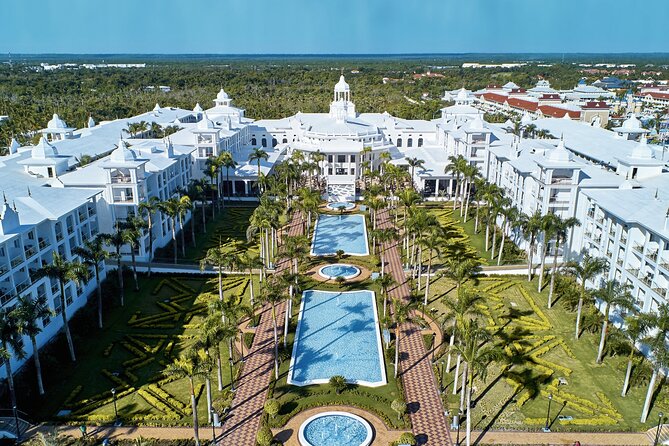 Private Transfer Punta Cana Airport to from Riu Palace Punta Cana - What Happens When You Land at Punta Cana Airport