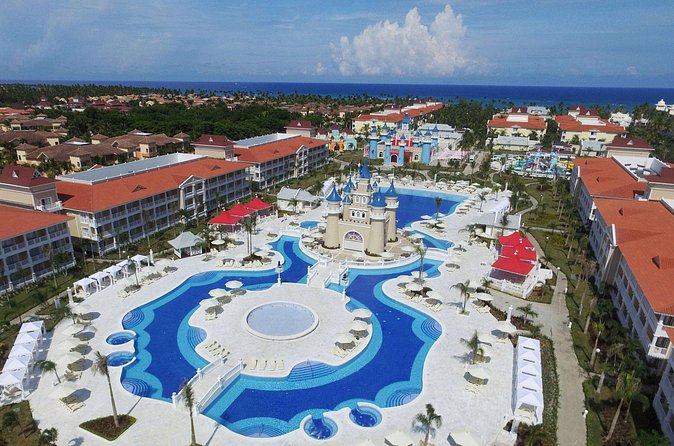 Private Transfer Punta Cana Airport to or from Bahia Principe Fantasia - The human side of the service