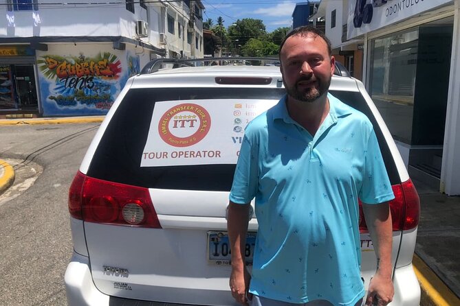 Private transfer Santiago STI Airport to hotels in PuertoPlata - What the private vehicle gives you for $114