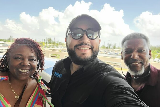 Private Transfer SDQ Airport → Santo Domingo | Safe & On-Time - Who will get the most from this transfer?