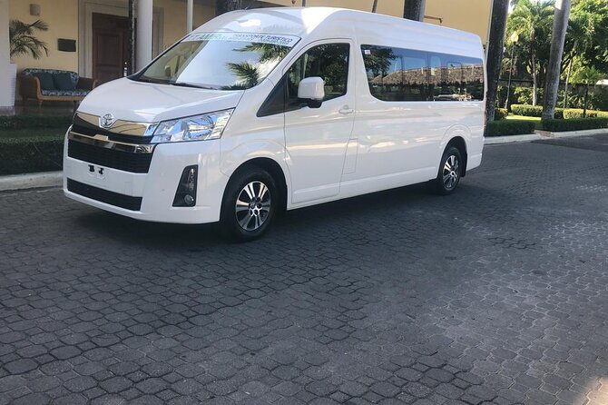 Private Transfer (STI) Santiago de los Caballeros - Puerto Plata - Leaving Santiago Airport without the usual taxi scramble