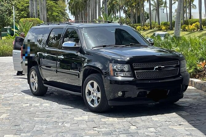 Private Transfers Between Punta Cana Airport and Hotels - A comfortable transfer, with vehicle details left open