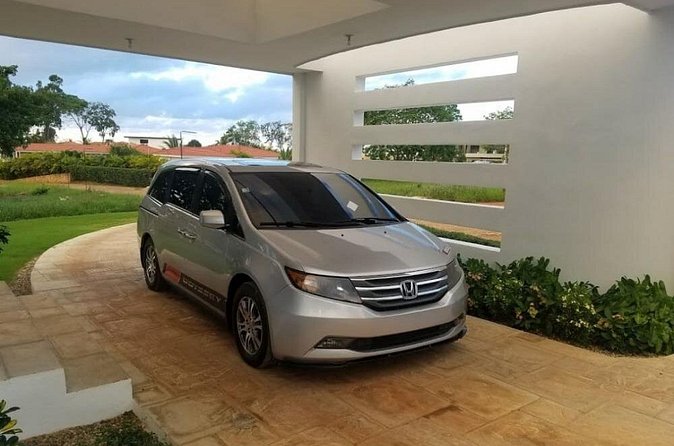 Private Transportation in Puerto Plata - Hector as driver and local contact