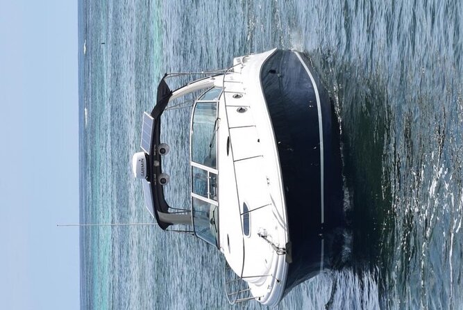 Private VIP Yacht in Punta Cana - Food, drinks, and special occasions