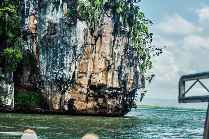 Punta Cana 3in1 Adventure: Los Haitises Park, Waterfall & Montaña - The countryside between Miches and Sabana de la Mar