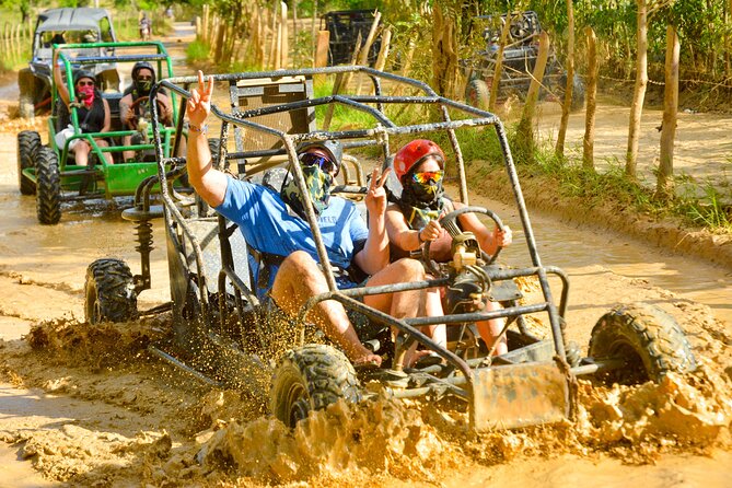 Punta Cana: 4 Hours Tour in Cueva Playa Horseback Riding - Taking control of the dune buggies