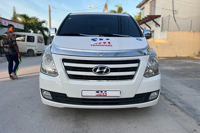 Punta Cana: Airport (PUJ) Shuttle To Hotel Round Trip - Key points at a glance