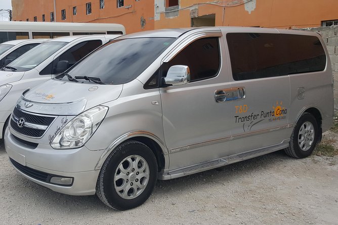 Punta Cana Airport (PUJ) To Cap Cana Hotels (One way) - The short drive from PUJ to Cap Cana