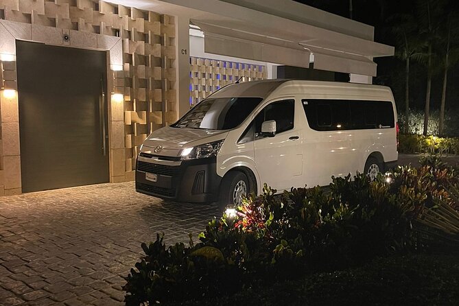 Punta Cana Airport to Punta Cana Hotels ( up to 25 km) - Friendly drivers and practical local advice