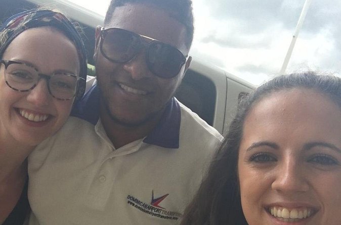 Punta Cana Airport to TRS TURQUESA R/T - How to make the airport meeting easier