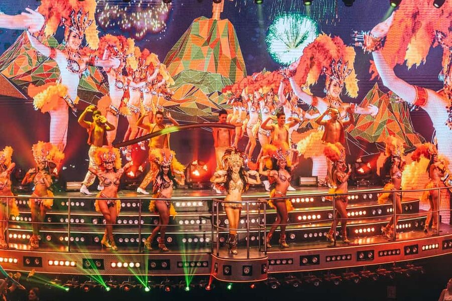 Punta Cana: CocoBongo Entry with Entertainment and Open Bar - What kind of night is CocoBongo?