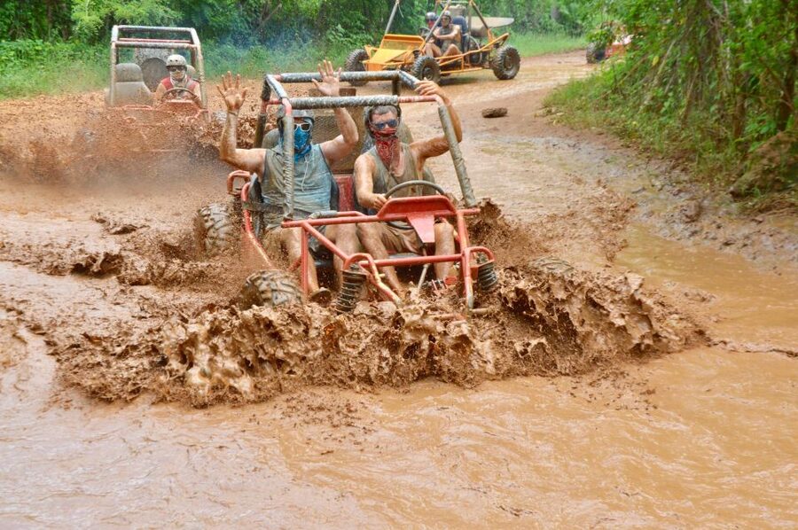 Punta Cana: Extreme Buggy Tour with River Cave & Macao Beach - A typical house and Dominican flavors