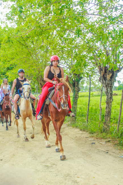 Punta Cana Horseback riding & Sunset + beach + free pick-up - Sunset at Playa Macao
