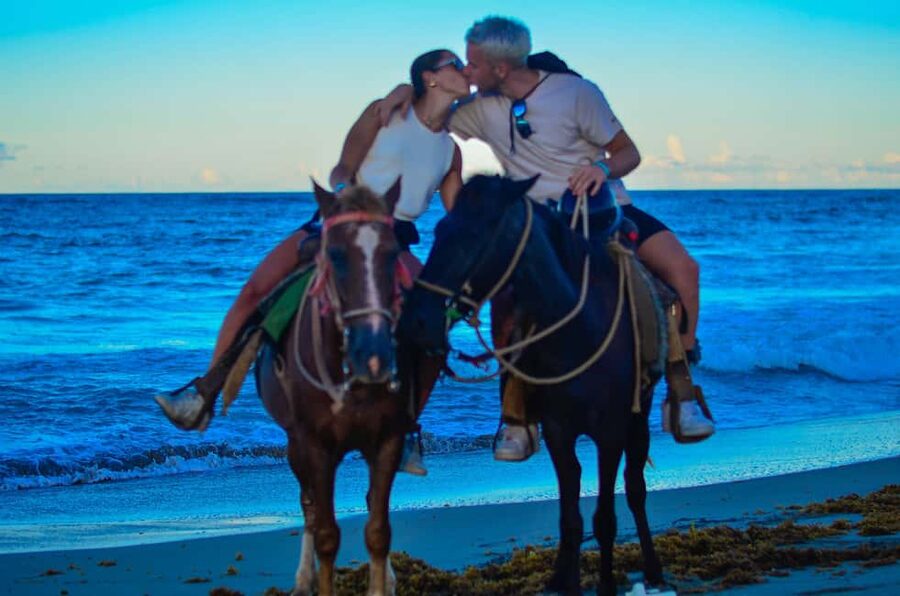 Punta Cana: Horseback Riding Tour with Sunset at Macao Beach - Reaching Macao Beach on Horseback