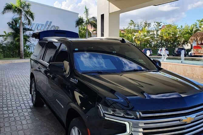Punta Cana Luxury Private Transfers Roundtrip service - A private arrival without the shared-van shuffle