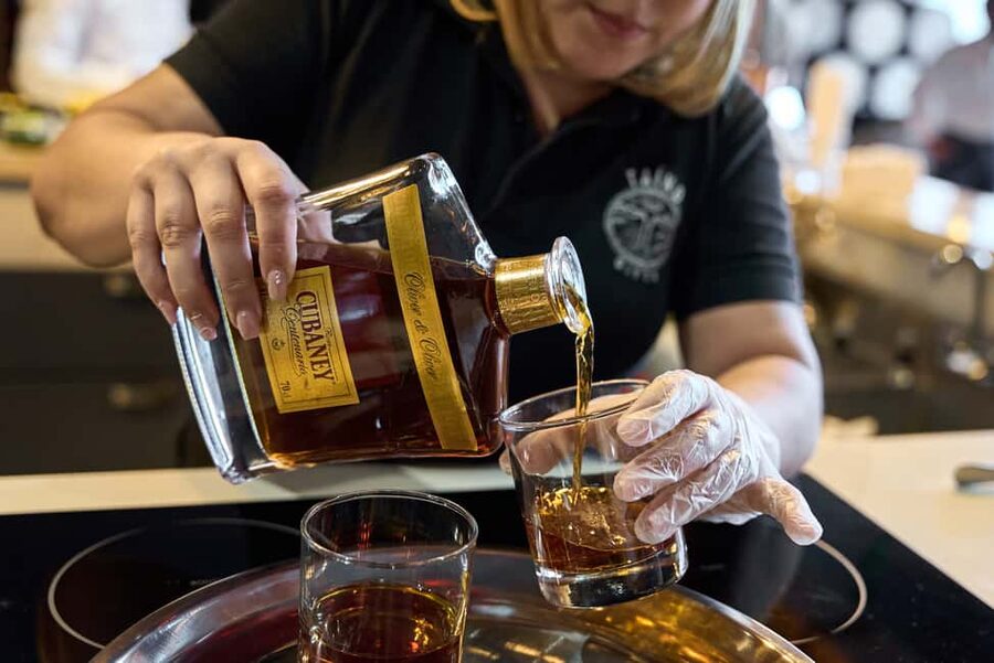 Punta Cana Oliver & Oliver Rum Tasting & Taino Concept Store - Small details that can make the visit better