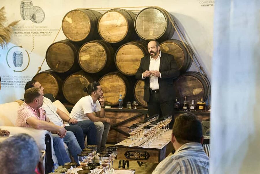Punta Cana Oliver & Oliver Rum Tasting & Taino Concept Store - Learning the Dominican rum basics