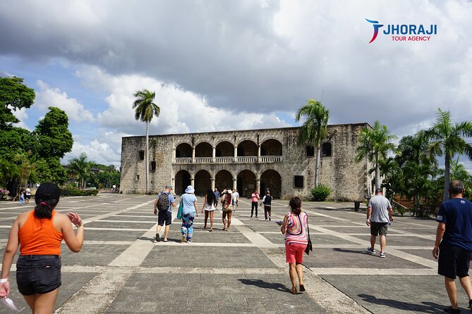 Punta Cana Panoramic Tour of The City of Santo Domingo - Rain and group care can shape the day