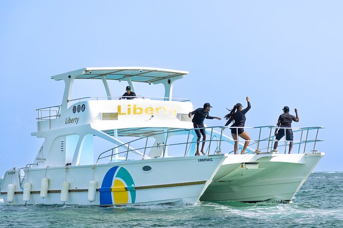 Punta Cana Party Boat and Open Bar (Adults only) - What the open bar really includes