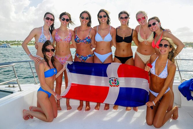 Punta Cana Party Boat Cruise with Snorkeling, Open Bar & Hip Hop - Two hours at the natural pool