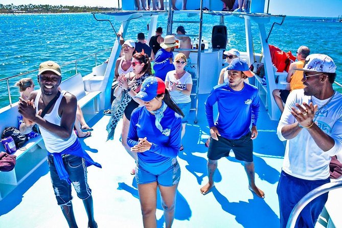 Punta Cana Party Boat:open bar - What this Punta Cana boat trip is really about