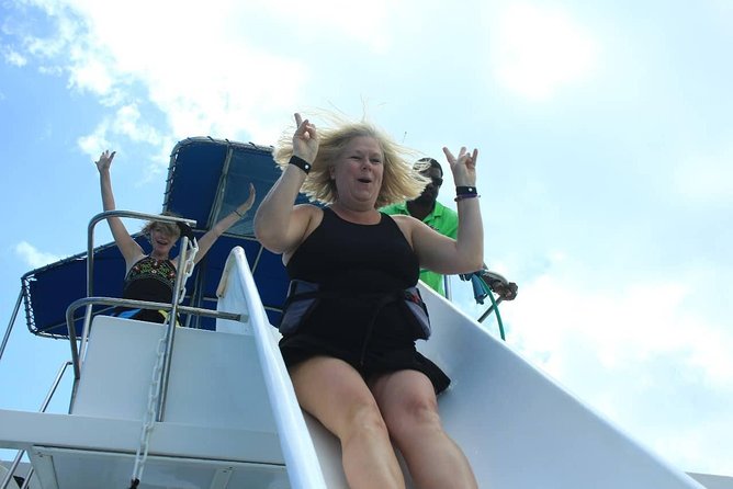Punta Cana Private Booze Cruise with Open Bar (10+ People) - What the open bar includes