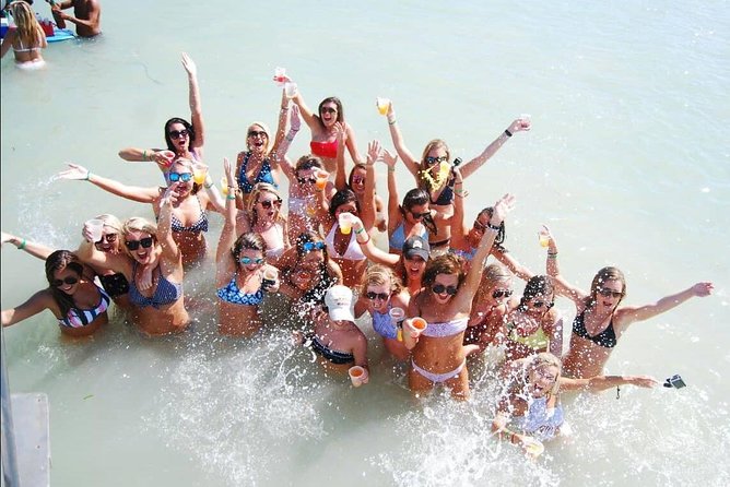 Punta Cana Private Booze Cruise with Open Bar (10+ People) - Crew service, music, and the photography question