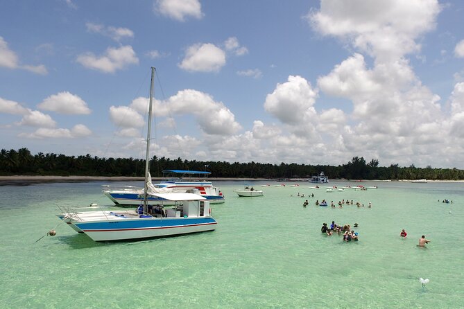 Punta Cana Private Cruise up to 10 people - From Bávaro to Cabeza de Toro Reef