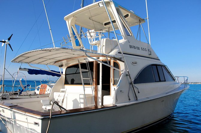 Punta Cana Private Fishing Charter boat Fortuna 42' - A private fishing boat built for a small group